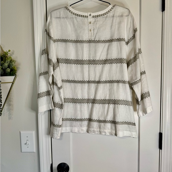 H. Jill Embroidered Linen Tunic Top - Picture 7 of 7